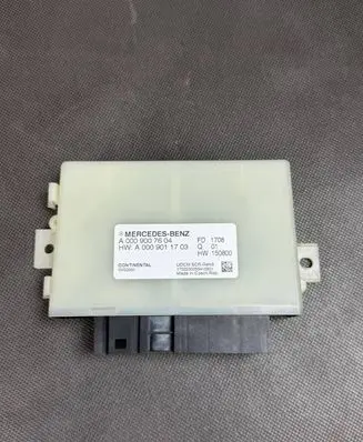 Mercedes-Benz C W205 Reducing agents exhaust control unit A0009007604