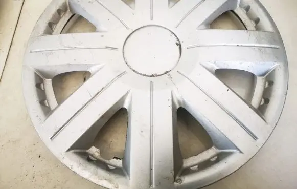 Volkswagen Golf IV R15 wheel hub/cap/trim 
