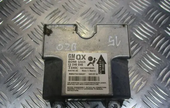 Opel Zafira B Airbag control unit/module 13246046
