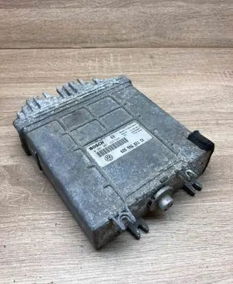 Volkswagen PASSAT B4 Engine control unit/module ECU 028906021CK 0281001423