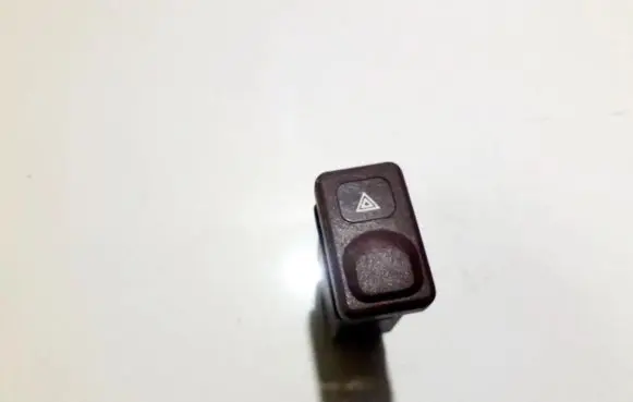 KIA Sportage Hazard light switch 970203