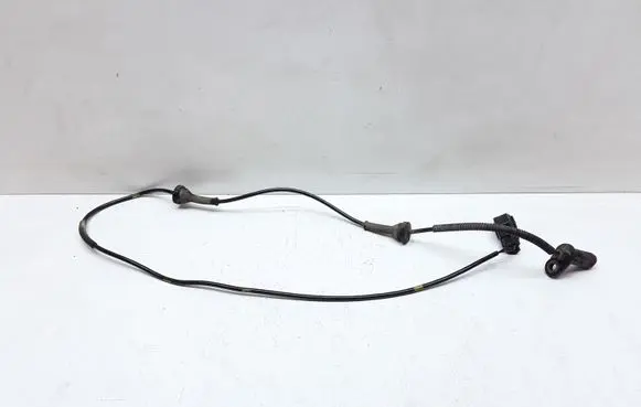 Volvo XC90 ABS brake wheel speed sensor 30680479