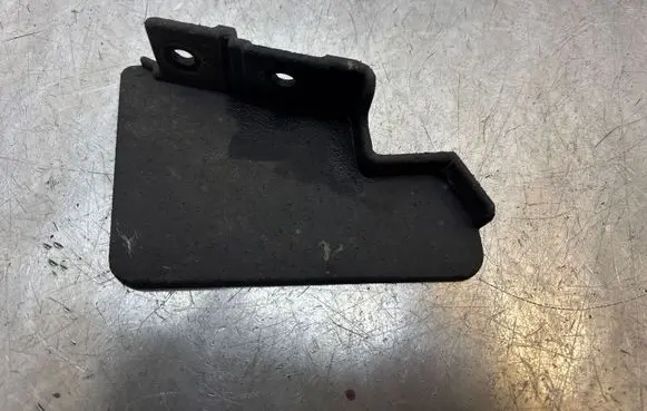 Nissan Qashqai Rear mudguard 768564EA0A
