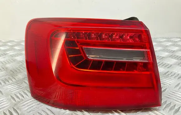 Rear/tail lights