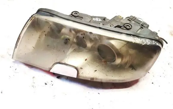 Skoda Superb B5 (3U) Headlight/headlamp 24675300 246753-00