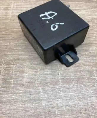 Audi A6 S6 C5 4B Wing mirror control module 4A0907445A 5DS005617