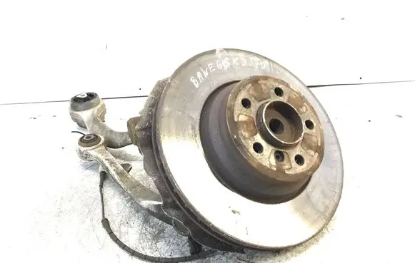 BMW 7 E65 E66 Front wheel hub spindle knuckle K3170