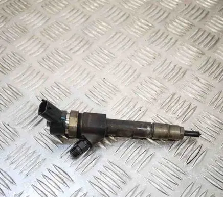 Suzuki Grand Vitara II Fuel injector