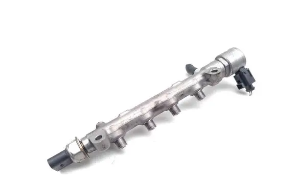 Audi A4 S4 B9 Fuel main line pipe 04L089G