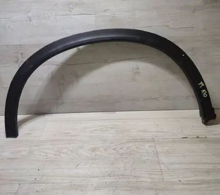 Suzuki Vitara (LY) Rear arch trim 7725154P0