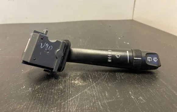 Volvo XC90 Wiper control stalk 30768100