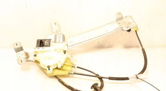 Renault Fluence Rear window lifting mechanism without motor 