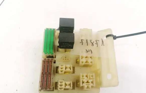 Volvo S40, V40 Fuse box set