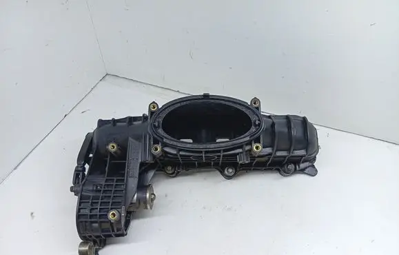 Mercedes-Benz C W204 Intake manifold A65109000
