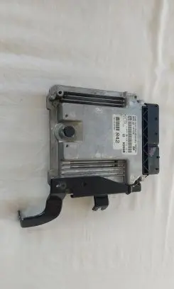 Hyundai Santa Fe Engine control unit/module 391012F300 0281019026
