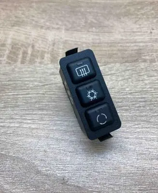 BMW 3 E36 Windscreen/window heater switch 8371020
