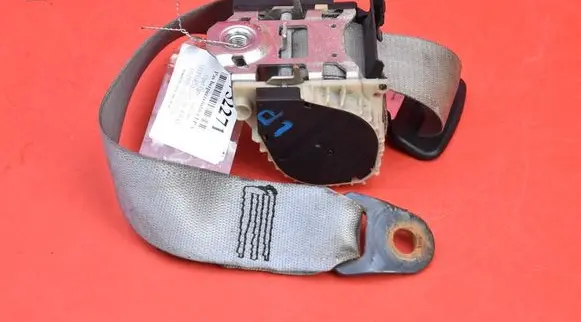 Opel Tigra B Front seatbelt 93162270N