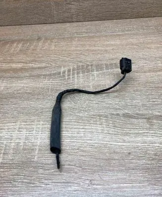 BMW 5 E39 Plug wire 968405