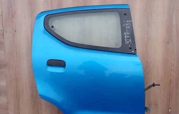 Suzuki Alto Rear door 