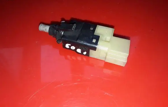 Mercedes-Benz C W203 Brake pedal sensor switch A0015453809