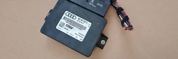 Audi Q5 SQ5 Hand brake control module 8K0907801H 32620205C A2C53369554