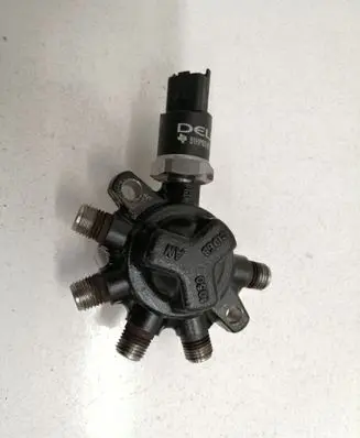 Ford Focus Fuel main line pipe 1S4Q9D280AA R9144Z020A