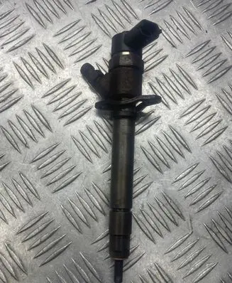 Volvo V70 Fuel injector 8658353 3A0891K