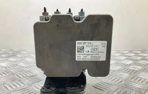 Audi A4 S4 B9 ABS Pump 8W0907379J