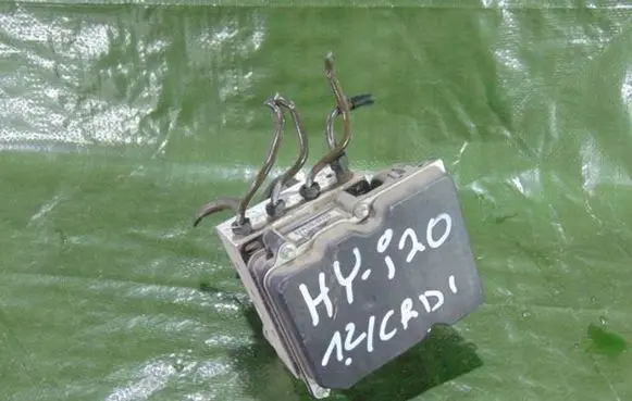 Hyundai i20 (PB PBT) ABS Pump 589101J200