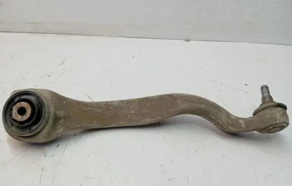Mercedes-Benz CLS C218 X218 Front lower control arm/wishbone A2123330097