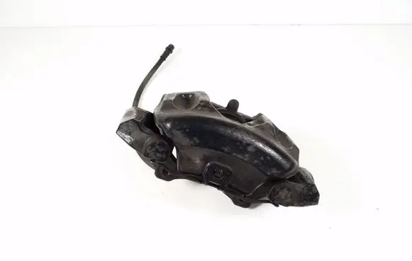 Mercedes-Benz E W212 Front brake caliper A2044213181