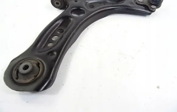 Seat Leon (5F) Front control arm 5Q0407152