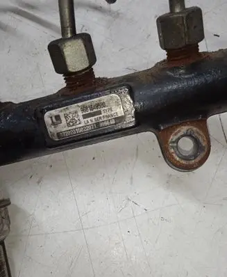 Volvo V50 Fuel main line pipe 9681649580