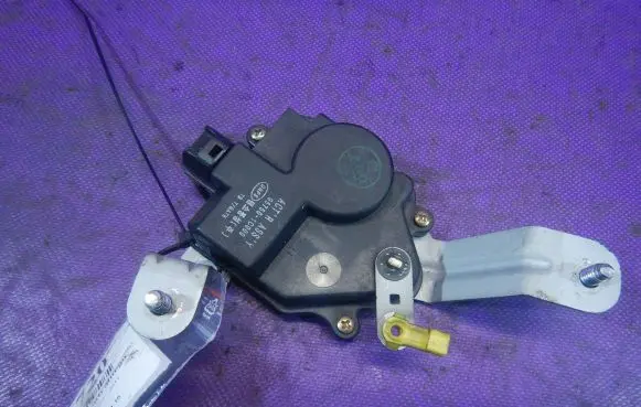 Hyundai Getz Central locking motor 957501C000