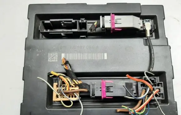 Audi A4 Allroad B8 Comfort/convenience module 8K0907064A