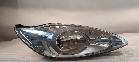 Ford Ka Headlight/headlamp 45940748 9347