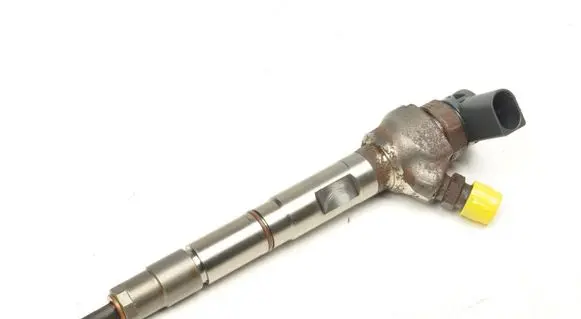 Skoda Rapid (NH) Fuel injector 04L130277AD