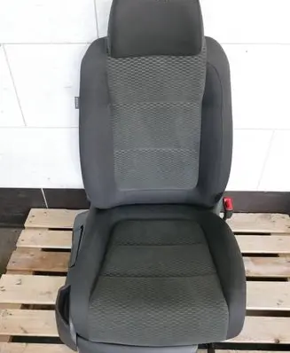 Volkswagen Golf Plus Front driver seat 