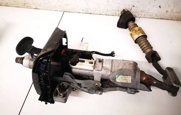 Mercedes-Benz C W203 Steering wheel axle A2034620005