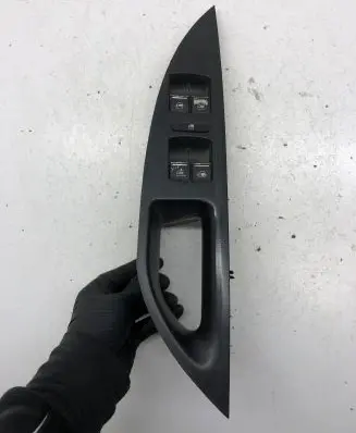 Seat Altea Electric window control switch 5P1867171A 1K4959857