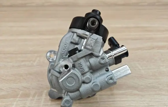 BMW 4 G22 G23 G24 G26 Fuel injection high pressure pump 8579230