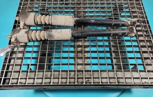 Volkswagen PASSAT B5.5 Rear shock absorber/damper IMPRK1587083