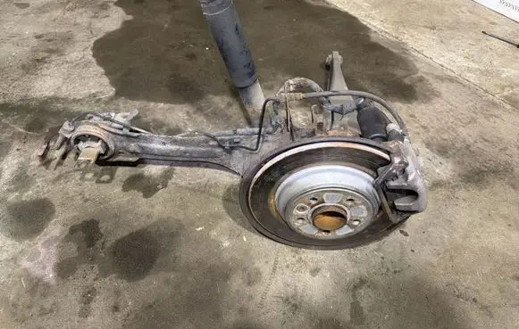 Volvo S80 Rear wheel hub spindle/knuckle 