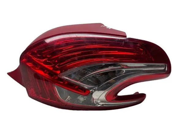 Peugeot 208 Rear/tail lights 9672628380