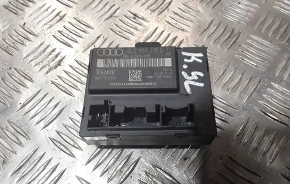 Audi Q7 4L Door control unit/module 4L0959795B