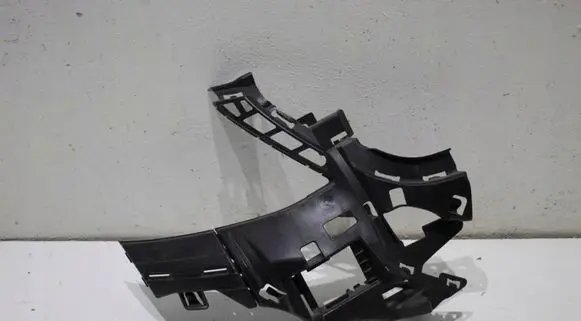 Mercedes-Benz S W222 Front bumper mounting bracket A2228850321