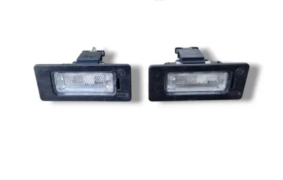 Audi A4 S4 B8 8K Number plate light 8T0943021