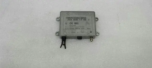 Mercedes-Benz C W204 Antenna control unit A2038201785