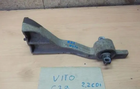 Mercedes-Benz Vito Viano W638 Engine mount vacuum valve 