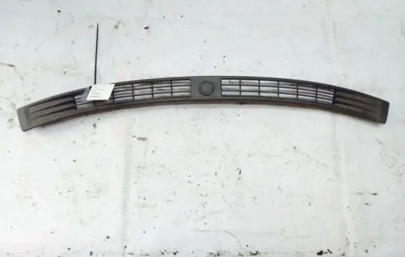 Chrysler Sebring (JS) Dash center air vent grill